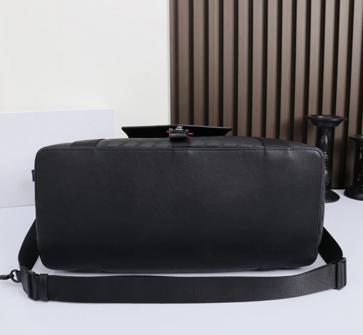 Men's Large Travel Bag Luxury Designer Genuine Leather Duffle Weekend Handbag Woven Embossed Luggage Business Crossbody-12