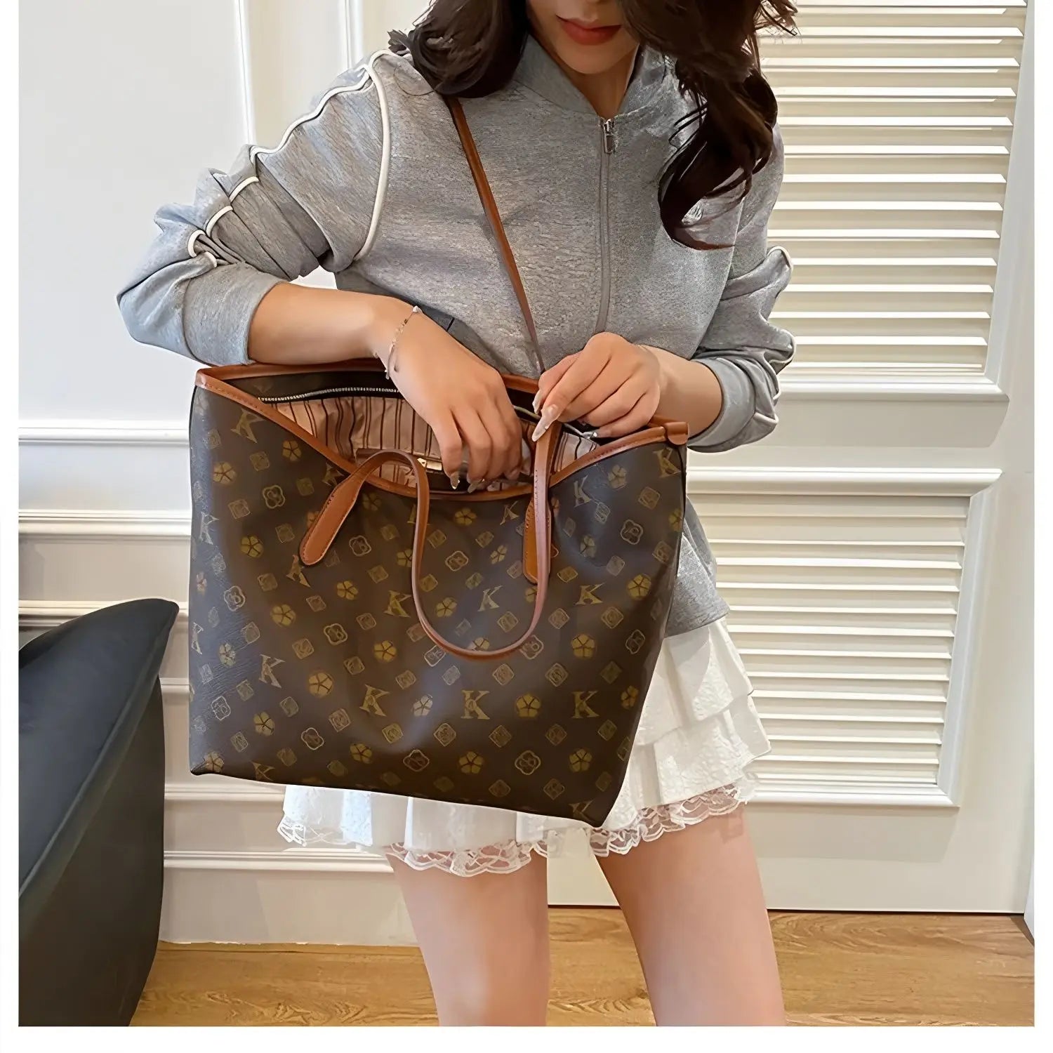 Vintage large tote bag, natural brown leather, double top handles, roomy shoulder bag.-9