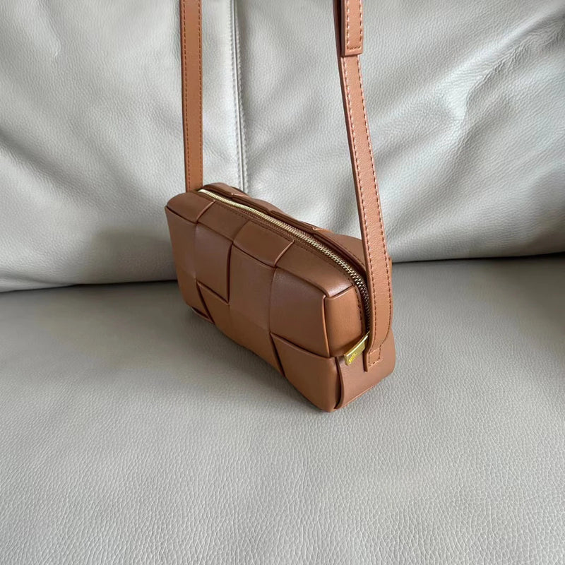 Genuine Leather Woven Crossbody Bag for Women 2026 New Luxury Hand-woven Cowhide Brick Cassette Camera Bag Small Fashion Shoulder Messenger Bag High Quality 13 Colors Optional Ladies Designer Mini Wallet with Zipper-27