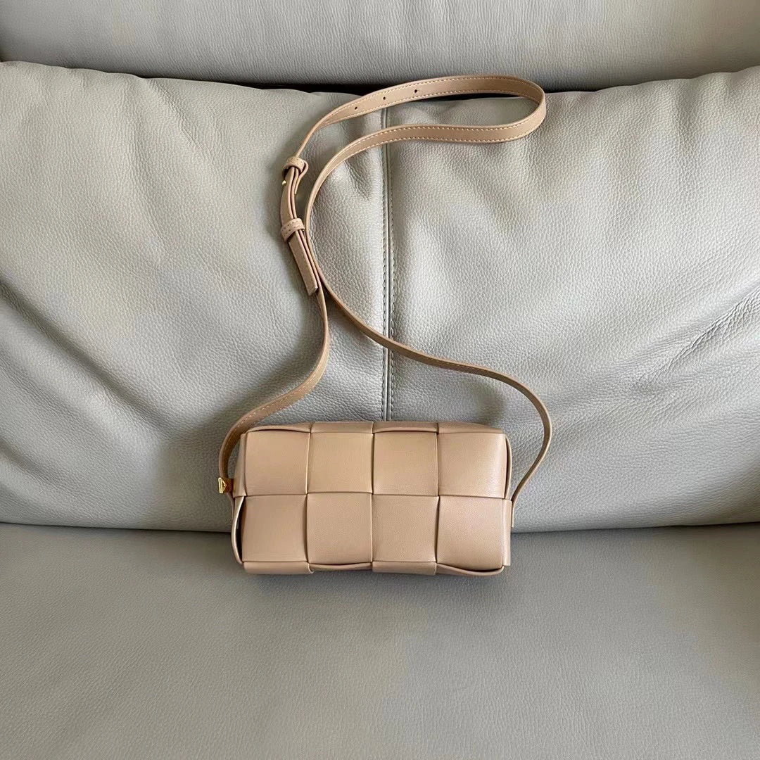 Genuine Leather Woven Crossbody Bag for Women 2026 New Luxury Hand-woven Cowhide Brick Cassette Camera Bag Small Fashion Shoulder Messenger Bag High Quality 13 Colors Optional Ladies Designer Mini Wallet with Zipper-40