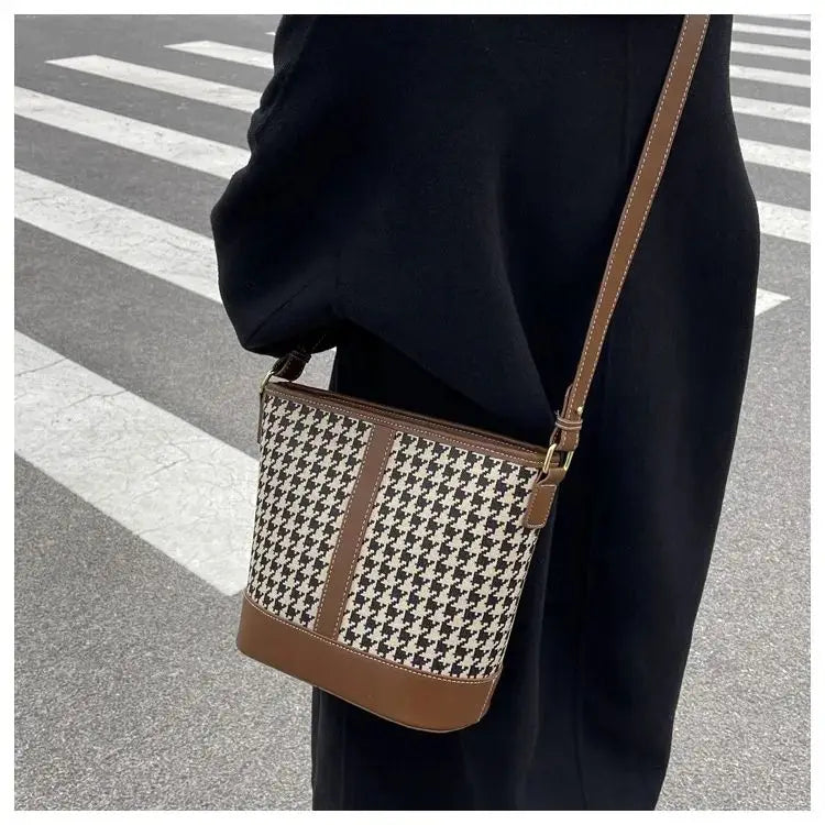 Houndstooth bucket shoulder bag with brown leather trim, adjustable shoulder strap, large-capacity vintage women's tote handbag.-5