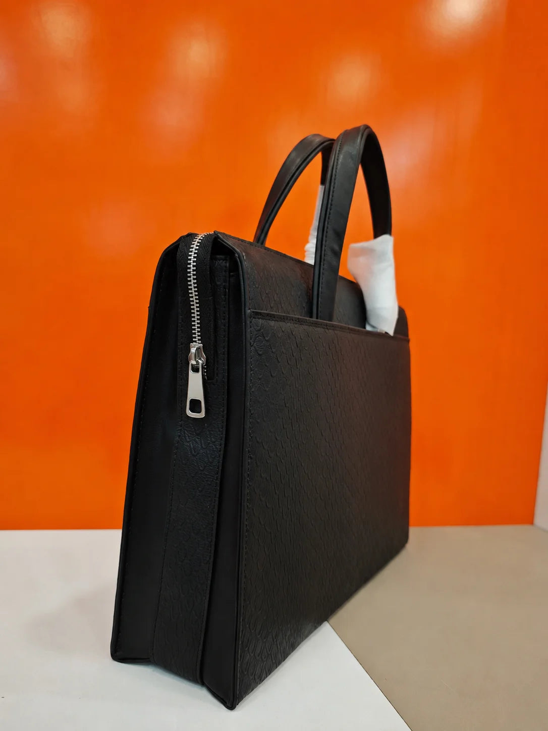 Men's Briefcase Genuine Leather Top-Handle Bags 15.6 Laptop Bag Luxury Designer Business Office Messenger Handbag Embossed Cowhide Classic Black-11