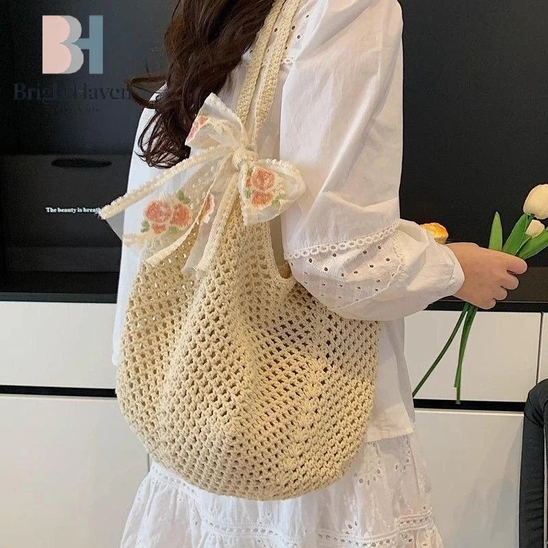 Handmade Wicker Tote Bag Large Capacity Single Shoulder Natural Rattan Casual Light Beach Vacation Daily Women Messenger Bag