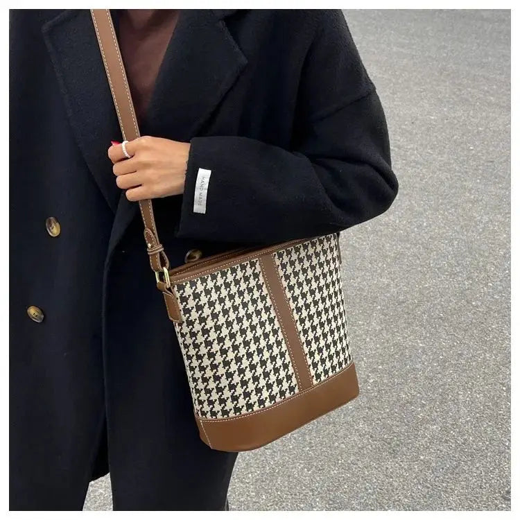 Houndstooth bucket shoulder bag with brown leather trim, adjustable shoulder strap, large-capacity vintage women's tote handbag.-6