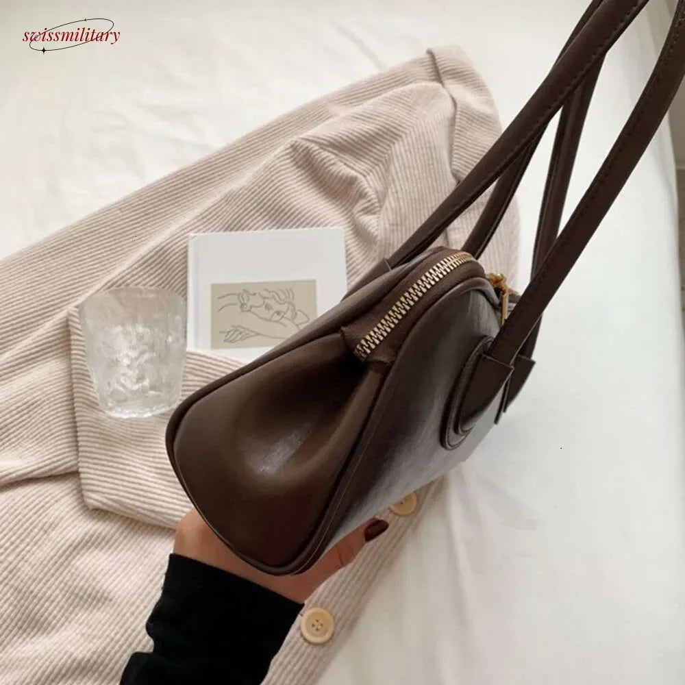 2025 New Boston Pillow Tote Women Real Leather Retro Bowling Bag Designer Handbag Large Capacity Crossbody Bags #54-9