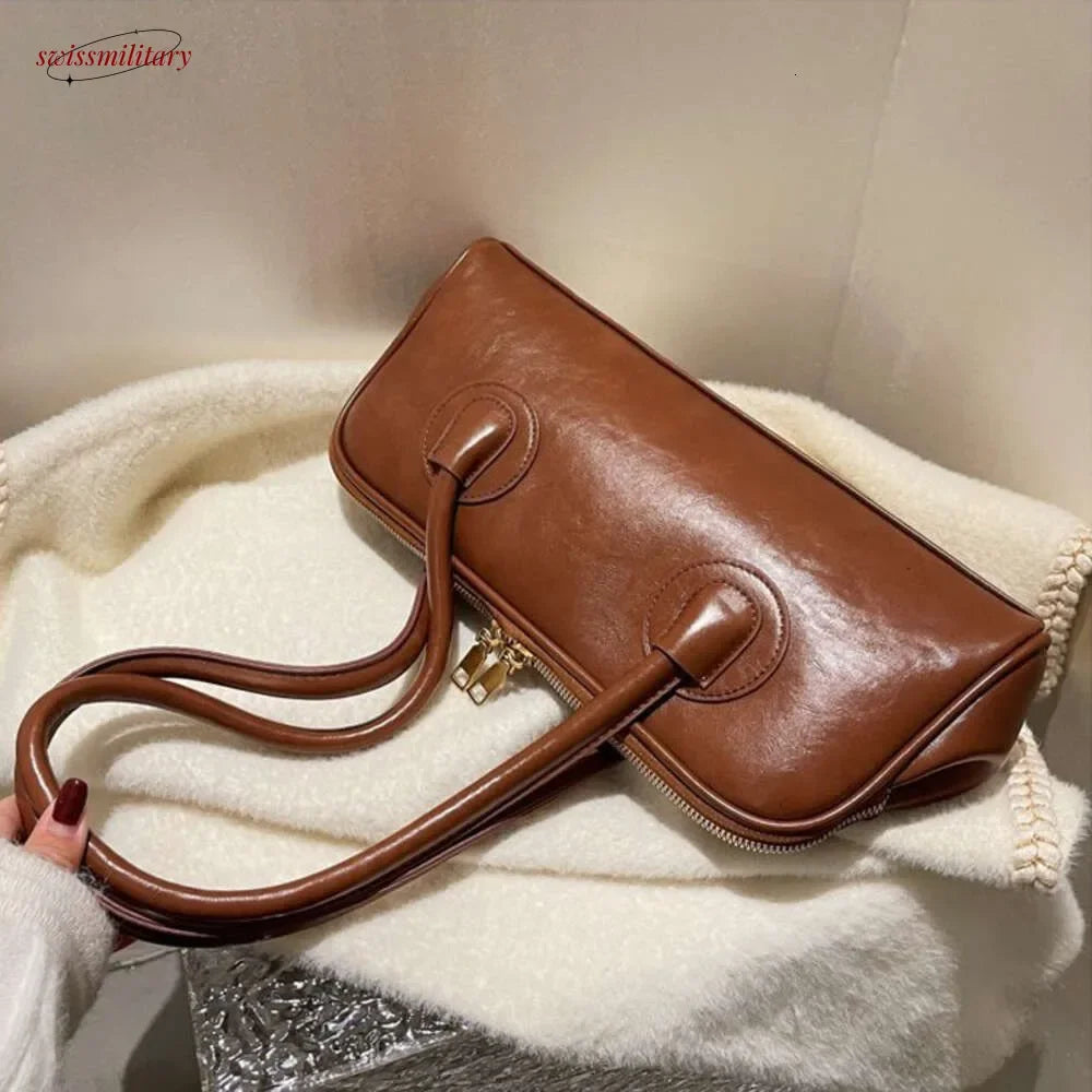 2025 New Boston Pillow Tote Women Real Leather Retro Bowling Bag Designer Handbag Large Capacity Crossbody Bags #54-34