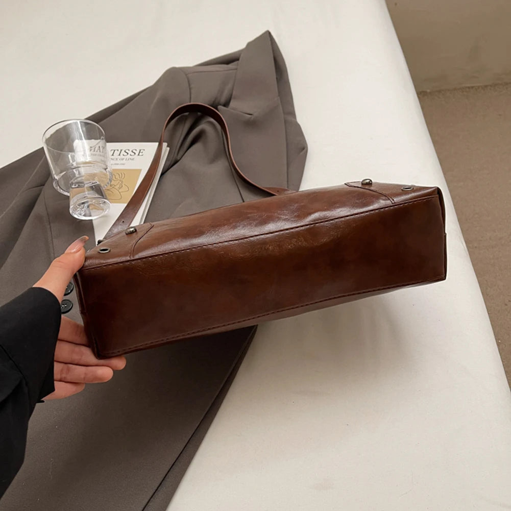 Women Retro Rivet Shoulder Bag PU Leather Fashion Underarm Bag Large Capacity Soft Leather Armpit Bag Female Travel Handbag-5