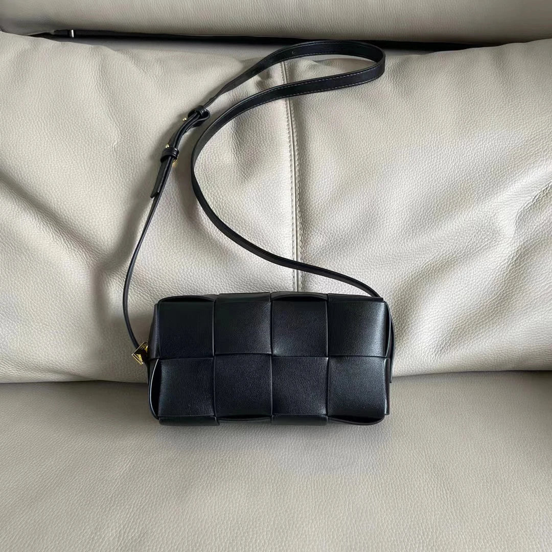 Genuine Leather Woven Crossbody Bag for Women 2026 New Luxury Hand-woven Cowhide Brick Cassette Camera Bag Small Fashion Shoulder Messenger Bag High Quality 13 Colors Optional Ladies Designer Mini Wallet with Zipper-30