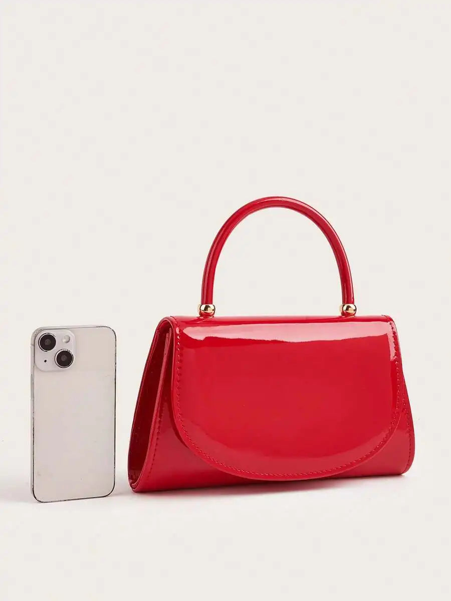 Red Patent Leather Flap Handbag With Chain Strap Evening Bag For Women-5