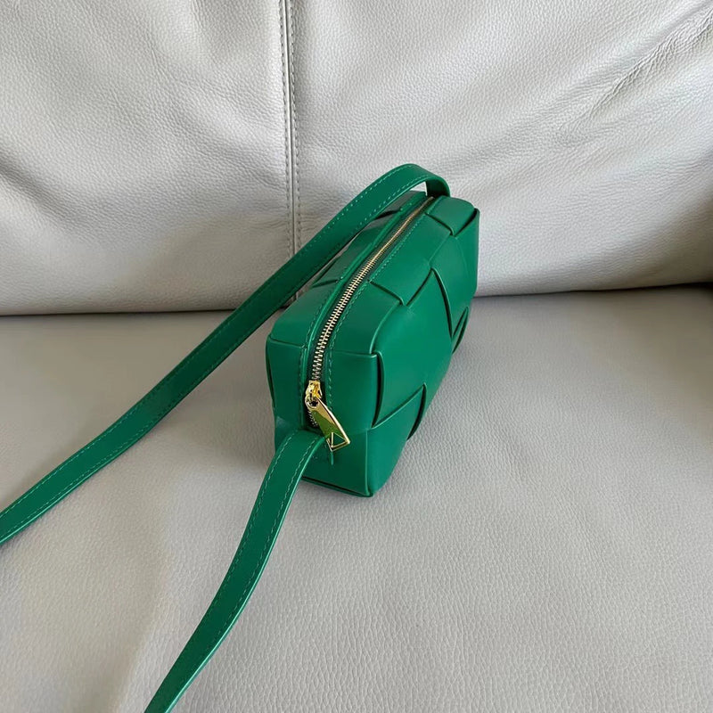 Genuine Leather Woven Crossbody Bag for Women 2026 New Luxury Hand-woven Cowhide Brick Cassette Camera Bag Small Fashion Shoulder Messenger Bag High Quality 13 Colors Optional Ladies Designer Mini Wallet with Zipper-19
