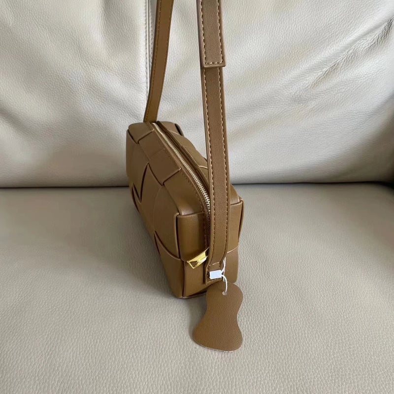 Genuine Leather Woven Crossbody Bag for Women 2026 New Luxury Hand-woven Cowhide Brick Cassette Camera Bag Small Fashion Shoulder Messenger Bag High Quality 13 Colors Optional Ladies Designer Mini Wallet with Zipper-22
