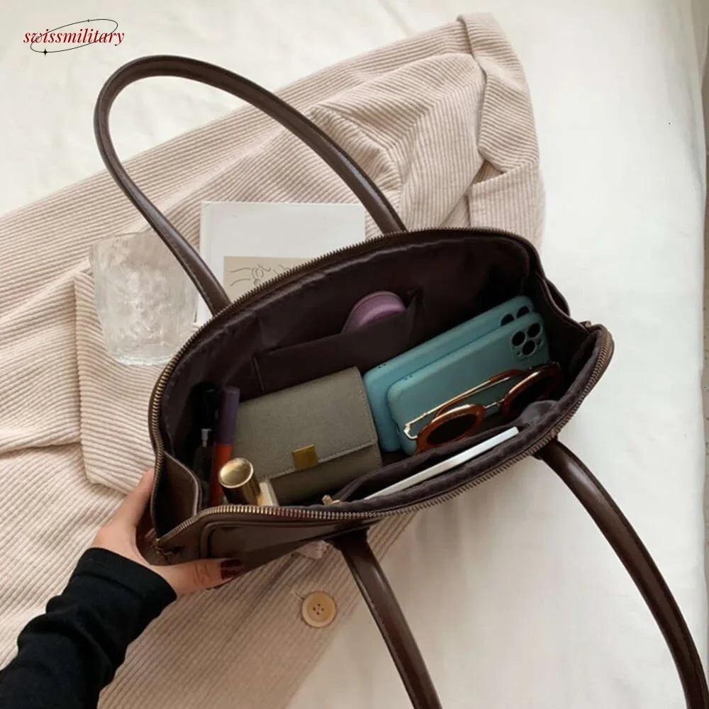 2025 New Boston Pillow Tote Women Real Leather Retro Bowling Bag Designer Handbag Large Capacity Crossbody Bags #54-6