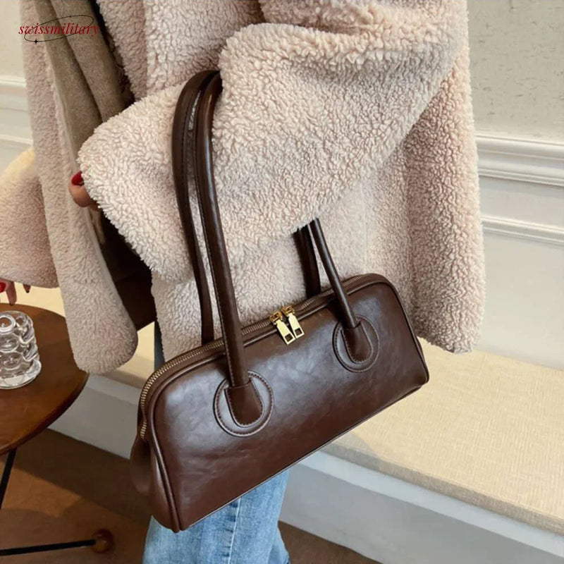 2025 New Boston Pillow Tote Women Real Leather Retro Bowling Bag Designer Handbag Large Capacity Crossbody Bags #54-5