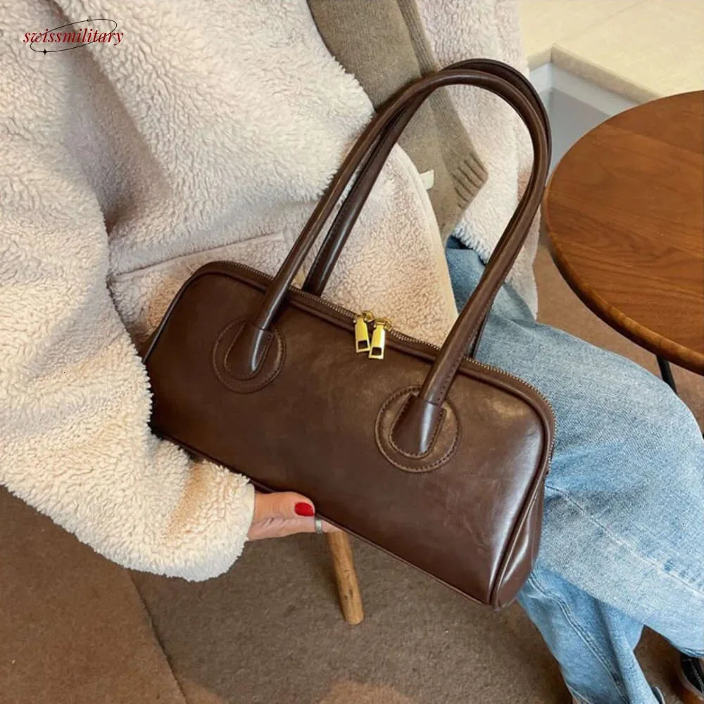 2025 New Boston Pillow Tote Women Real Leather Retro Bowling Bag Designer Handbag Large Capacity Crossbody Bags #54-23