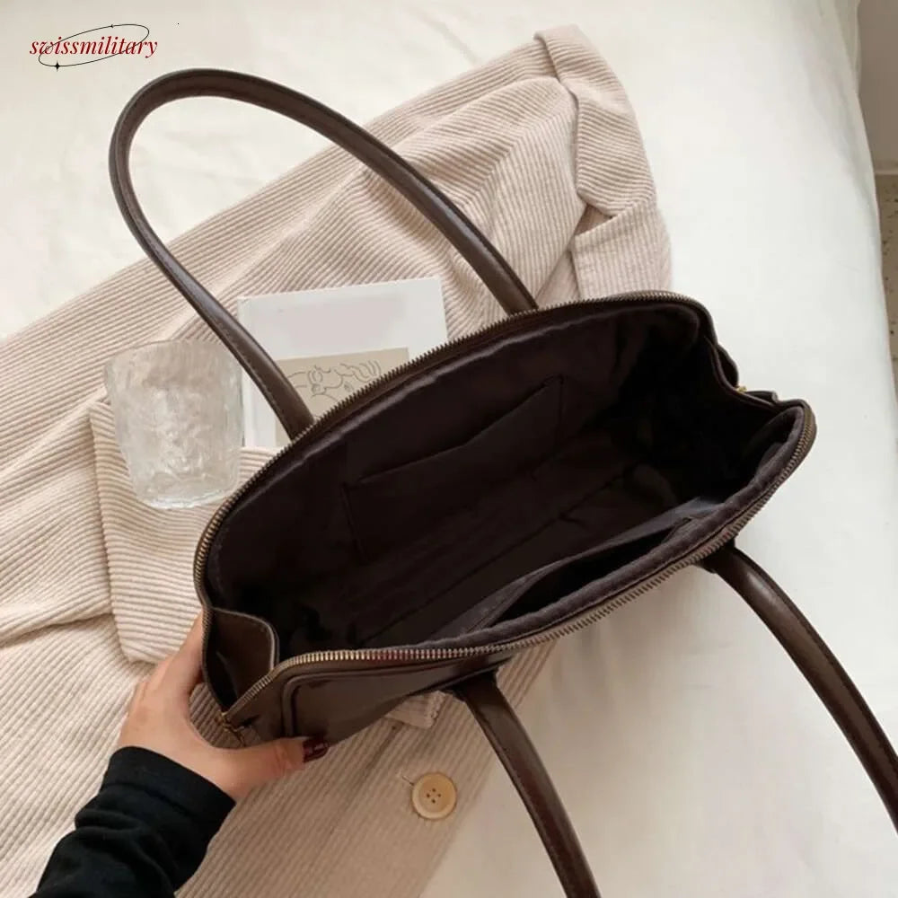 2025 New Boston Pillow Tote Women Real Leather Retro Bowling Bag Designer Handbag Large Capacity Crossbody Bags #54-13