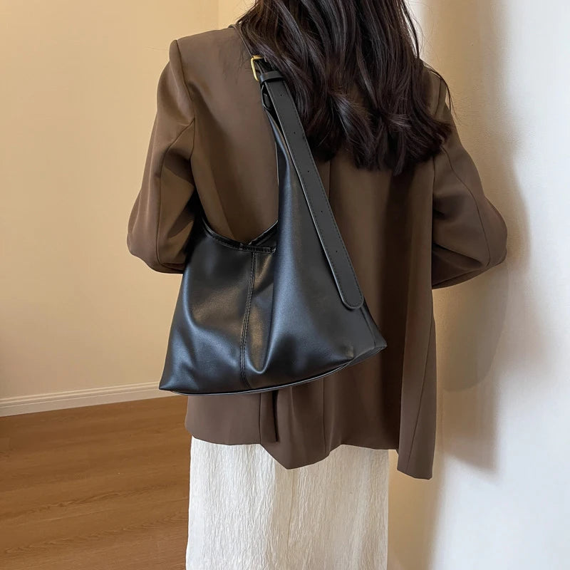 Women Hobo Bag Simple PU Leather Solid Shoulder Bag Fashion Large Capacity Tote Handbag Slouchy Underarm Bag-16