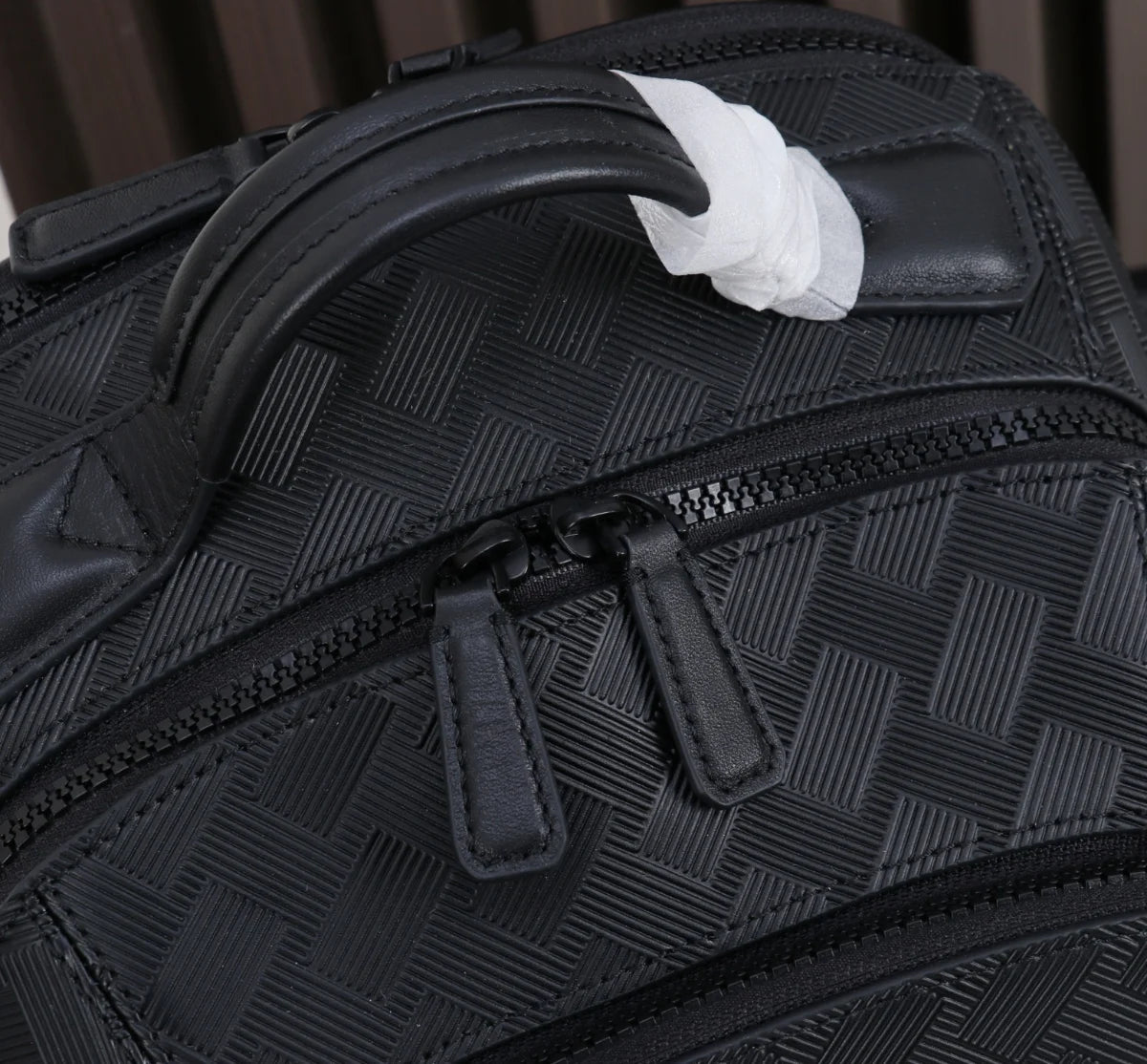 Luxury Designer Men Medium Backpack Genuine Leather 14 Laptop Bag Woven Texture Travel Rucksack Business Daypack Classic Black-4
